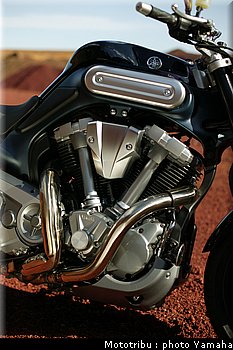 yamaha_mt01_2005_035.jpg