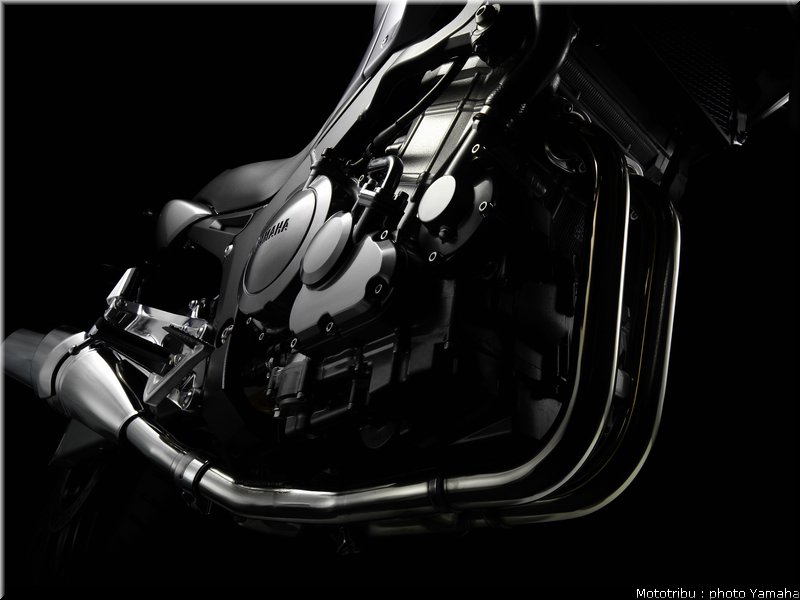 yamaha_900tdm_2006_011