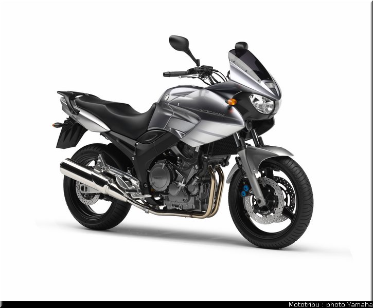 yamaha_900tdm_2006_013