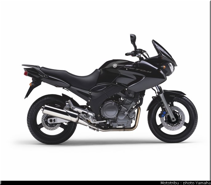 yamaha_900tdm_2006_014