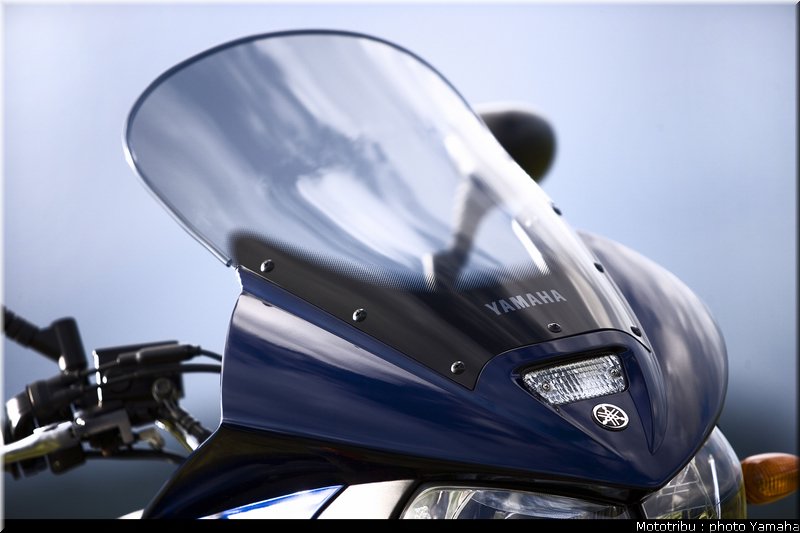 yamaha_900tdm_2006_024