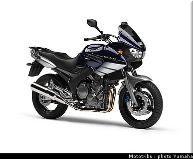 yamaha_900tdm_2006_017.jpg