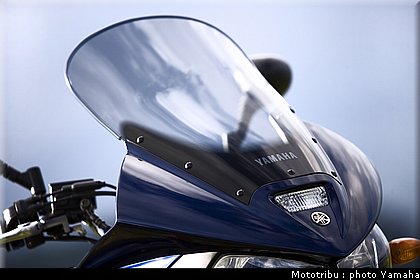 yamaha_900tdm_2006_024.jpg