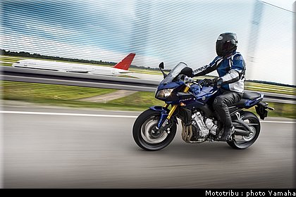 yamaha_fz1_fazer_2006_004.jpg