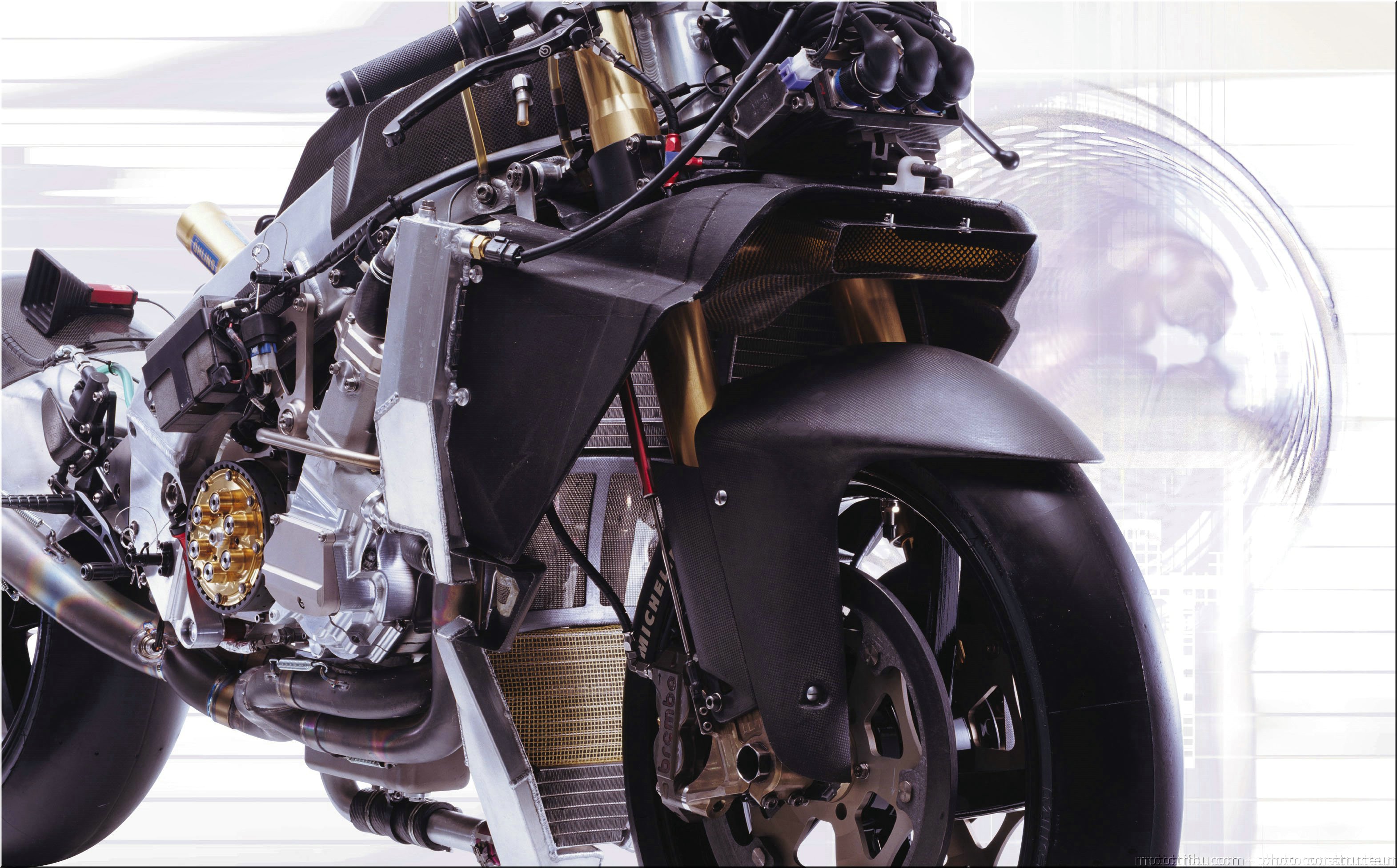 m1-rossi-2006-028