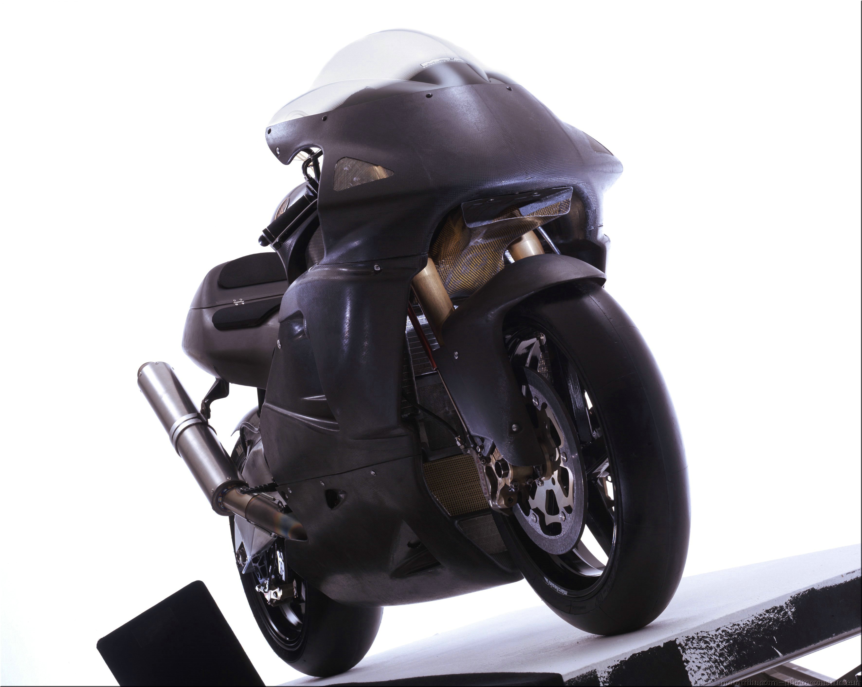 m1-rossi-2006-034