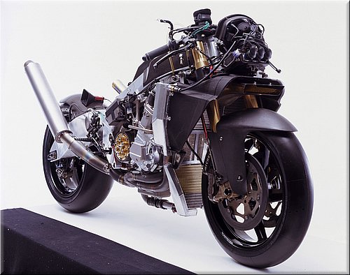 m1-rossi-2006-005.jpg