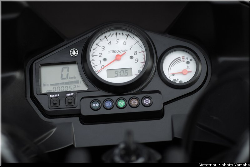 yamaha_900tdm_2007_022