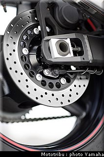 yamaha_900tdm_2007_026.jpg