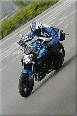 yamaha-fz1-2007-013.jpg