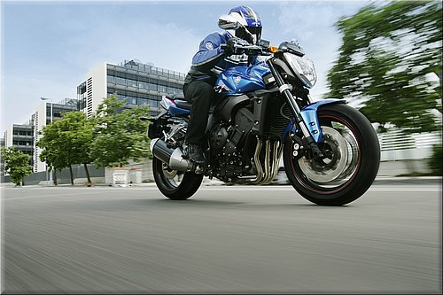 yamaha-fz1-2007-014.jpg