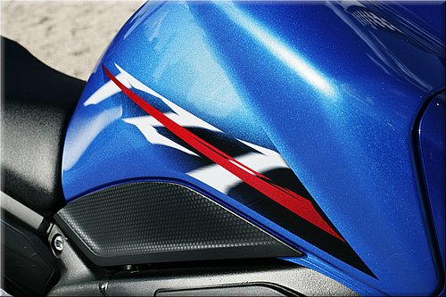 yamaha-fz1-2007-016.jpg