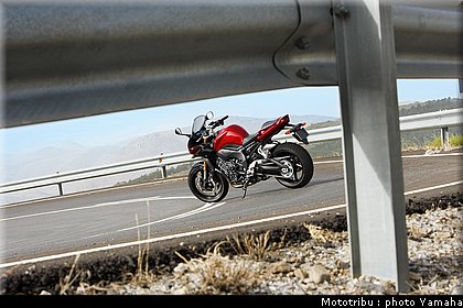 yamaha_fz1_fazer_2007_004.jpg