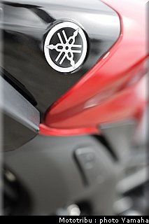yamaha_fz1_fazer_2007_024.jpg