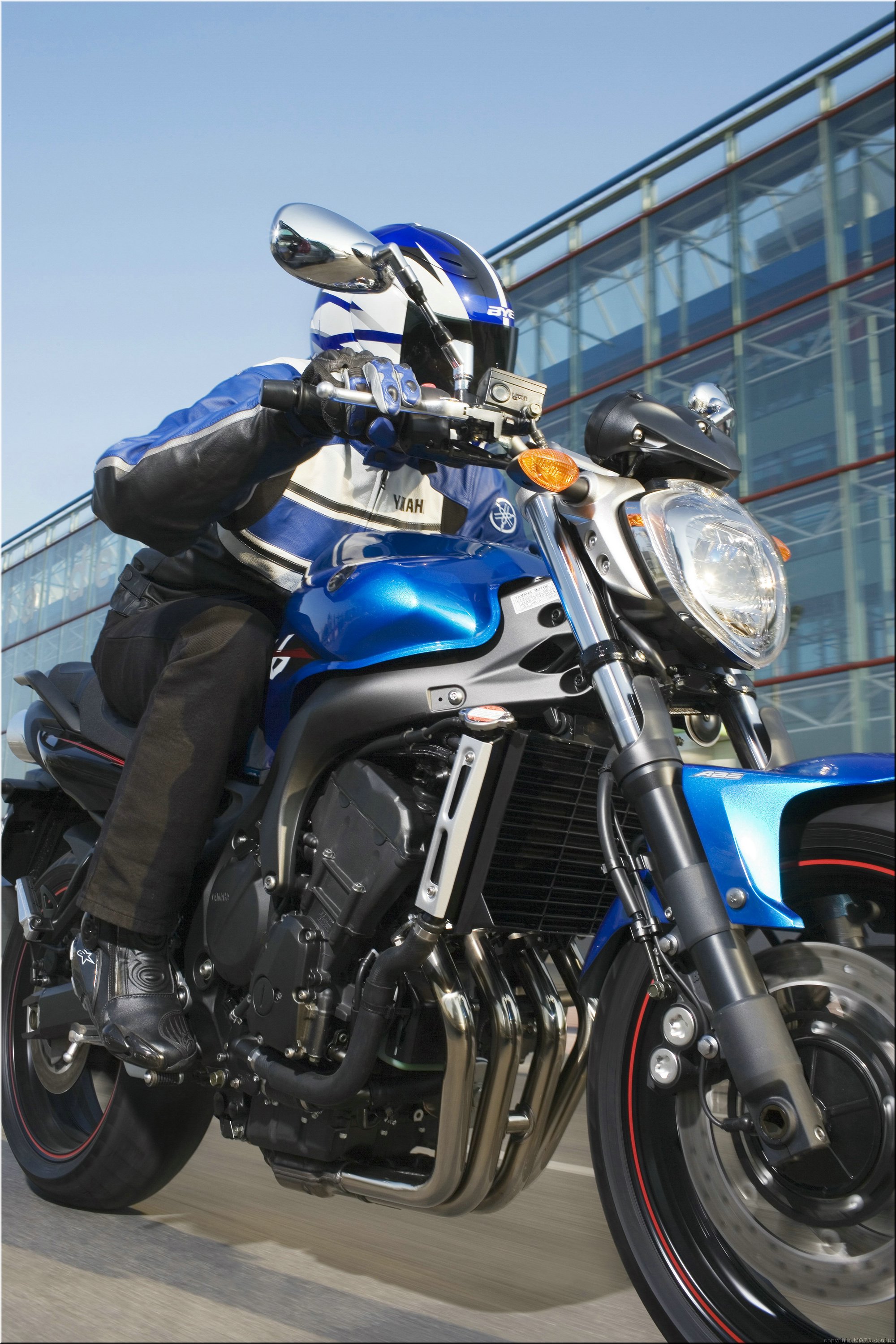 MOTO 