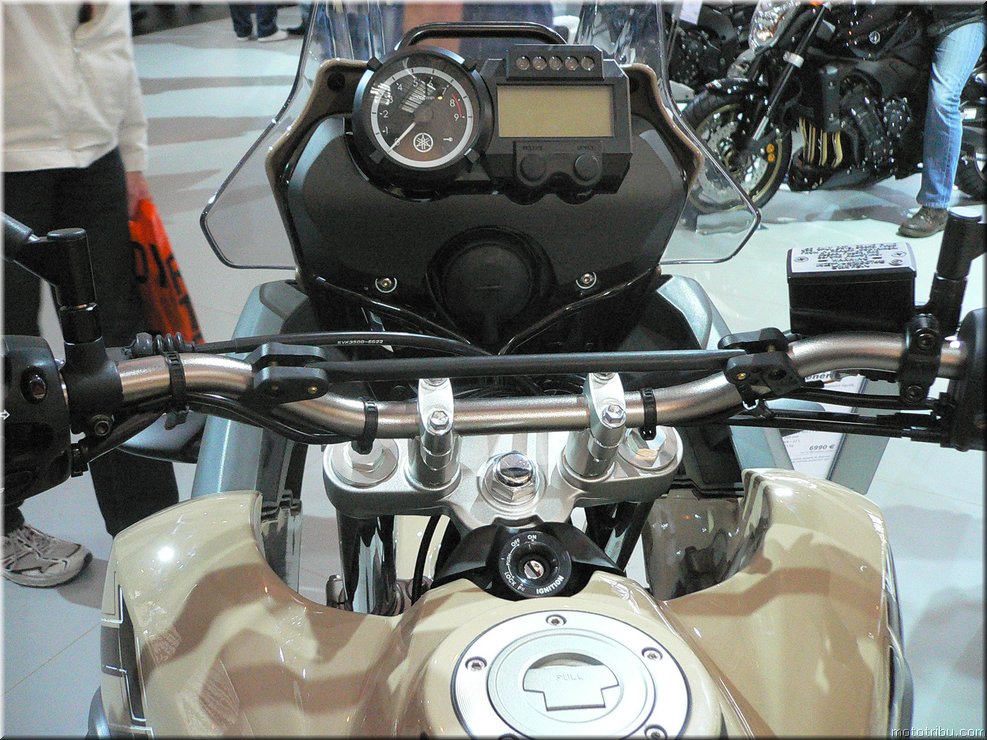 MOTO 