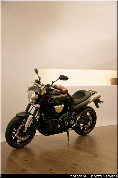 yamaha_mt01_2007_008