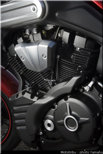 yamaha_mt01_2007_026