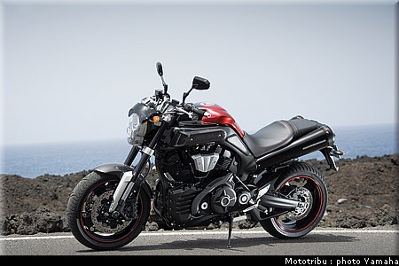 yamaha_mt01_2007_007.jpg