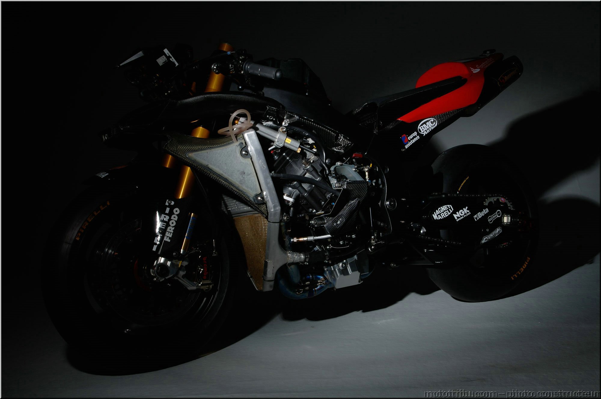 yzfr1-haga-2007-008