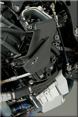 yzfr1-haga-2007-025.jpg