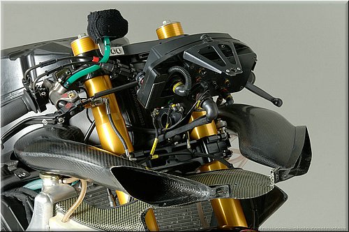 yzfr1-haga-2007-027.jpg