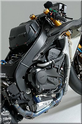 yzfr1-haga-2007-046.jpg