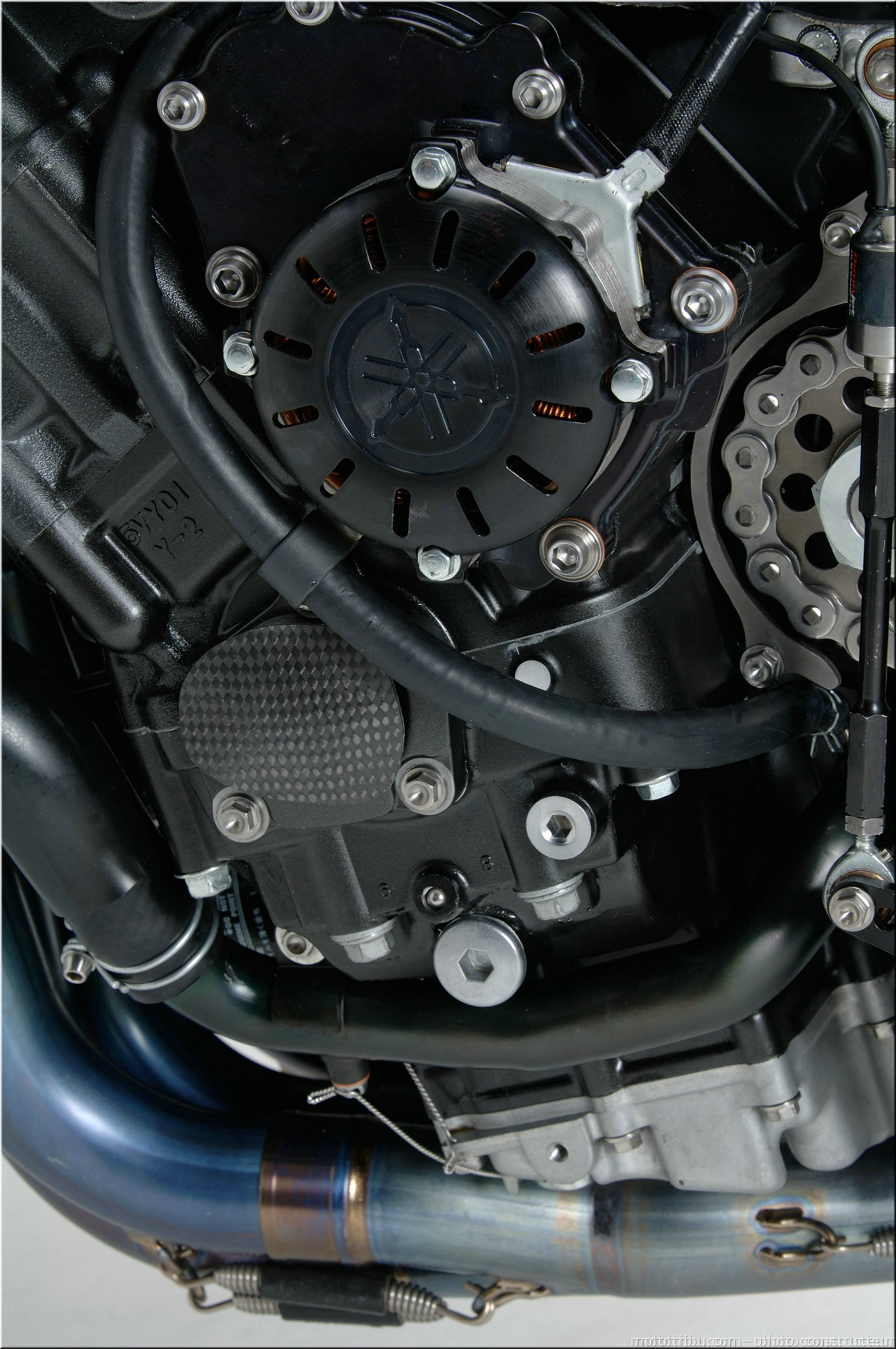 r1-r6-sbk-2007-015