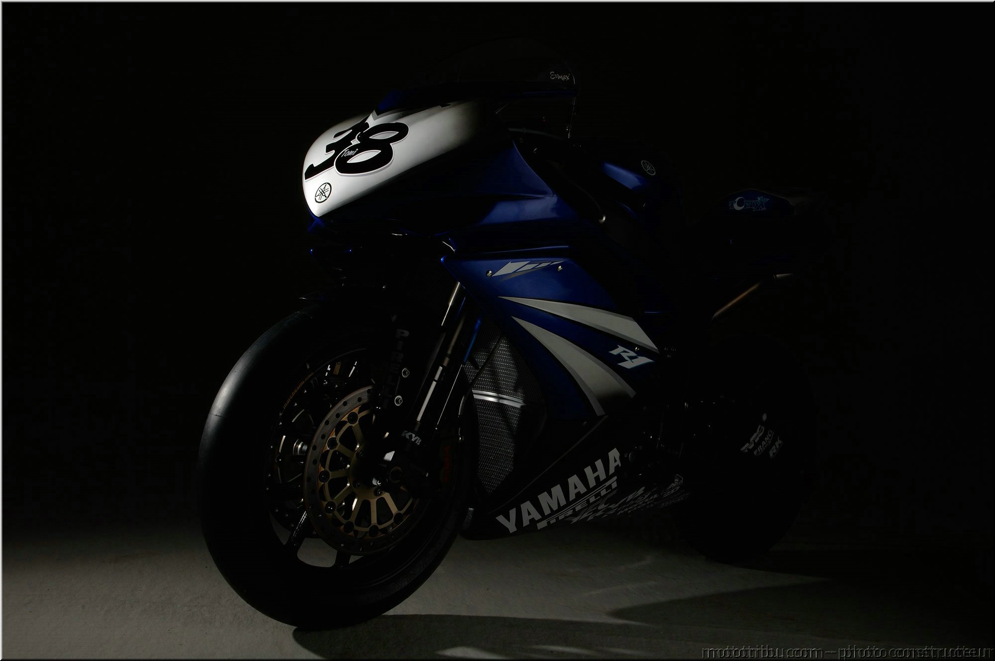 r1-r6-sbk-2007-022