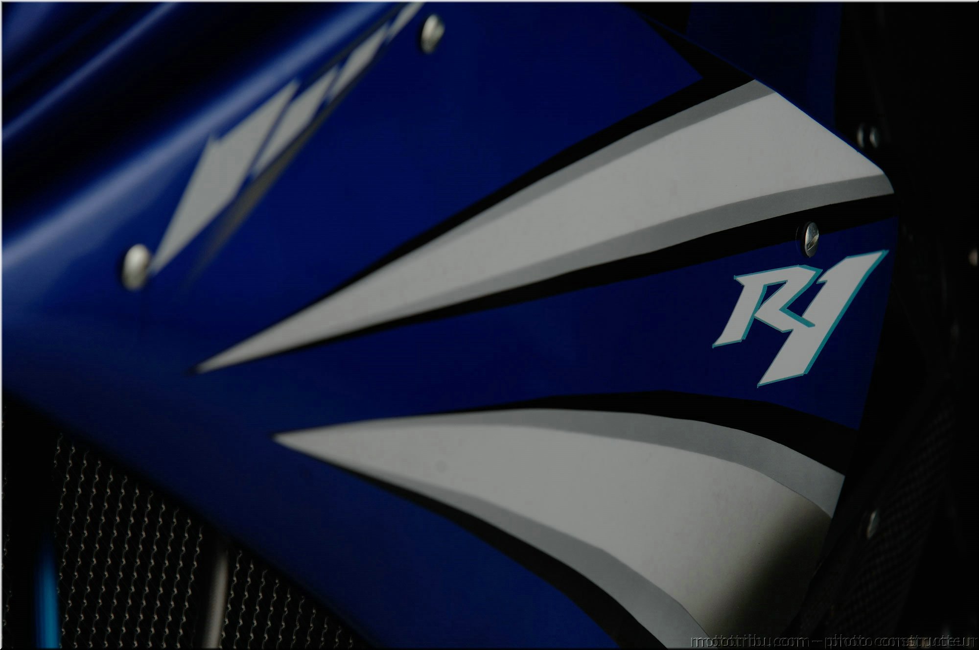 r1-r6-sbk-2007-023