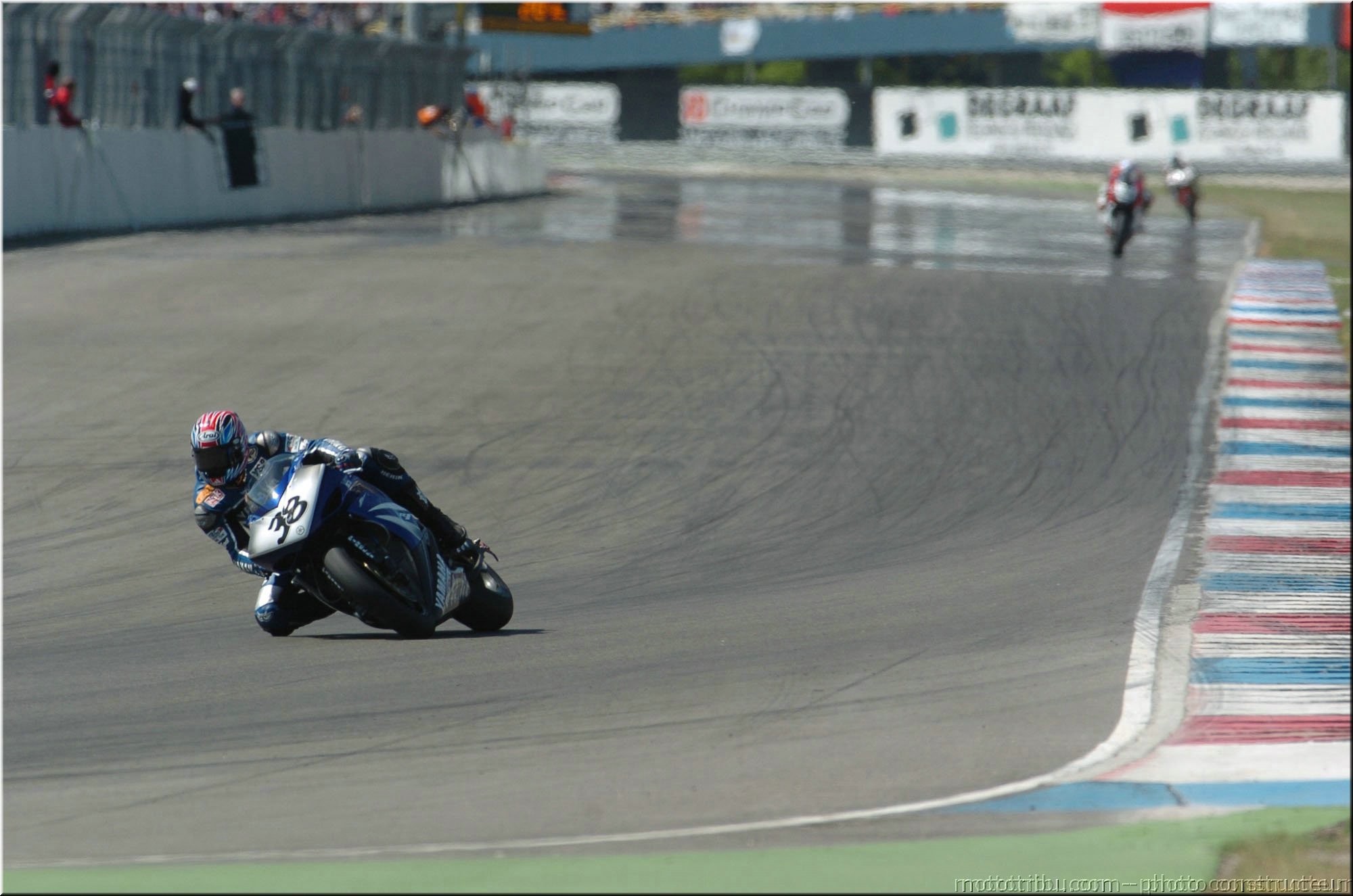 r1-r6-sbk-2007-027