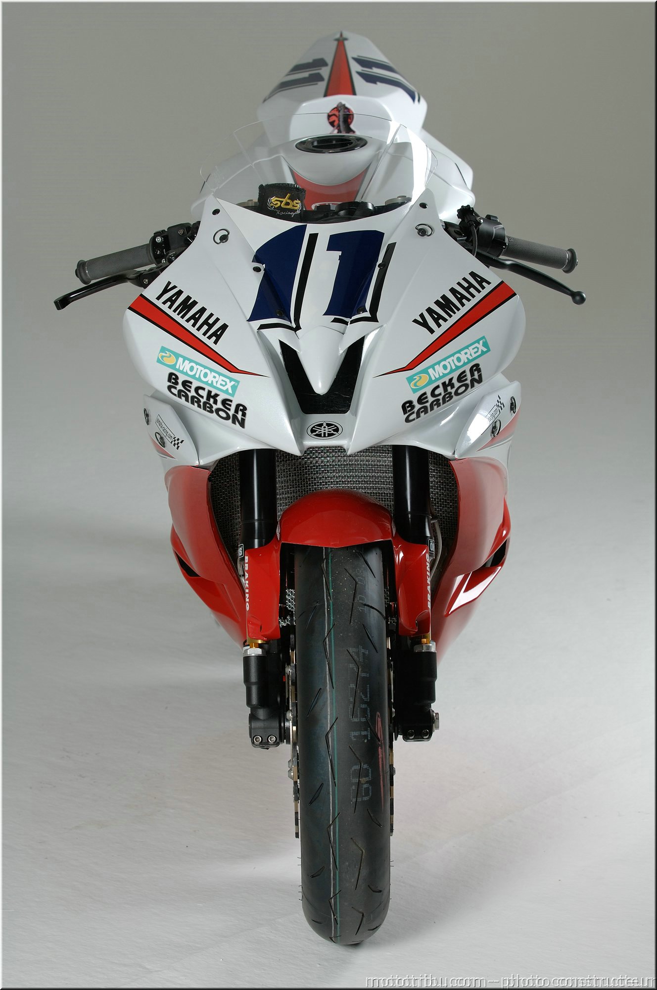 r1-r6-sbk-2007-043