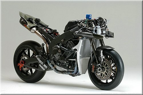 r1-r6-sbk-2007-003.jpg
