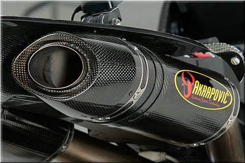 r1-r6-sbk-2007-006.jpg