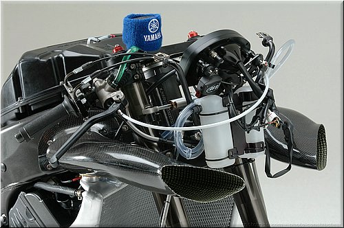 r1-r6-sbk-2007-011.jpg