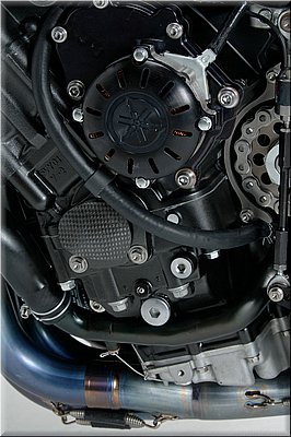 r1-r6-sbk-2007-015.jpg