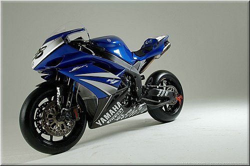 r1-r6-sbk-2007-025.jpg