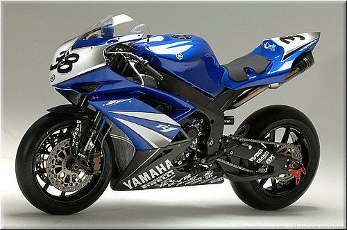 r1-r6-sbk-2007-026.jpg