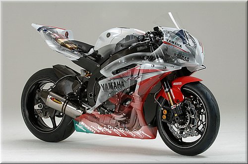r1-r6-sbk-2007-029.jpg