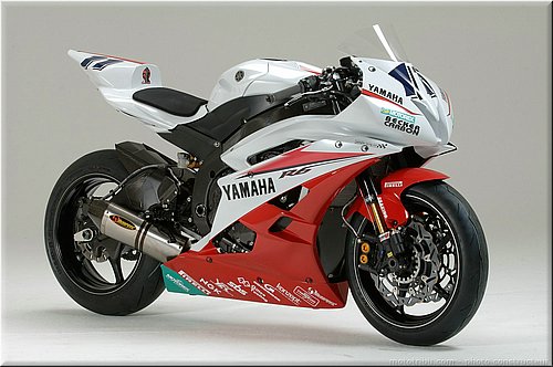 r1-r6-sbk-2007-031.jpg