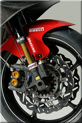 r1-r6-sbk-2007-035.jpg