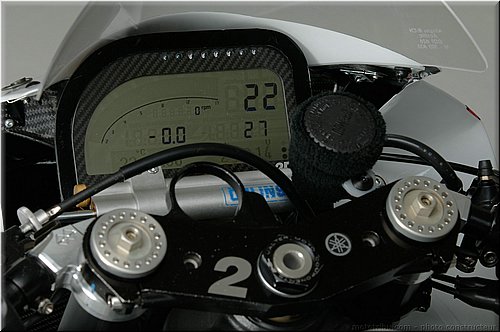 r1-r6-sbk-2007-046.jpg