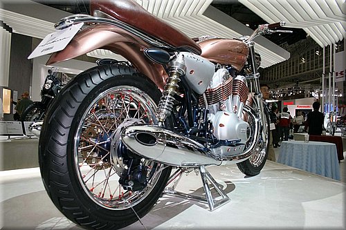 big_yamaha_sakura_02.jpg