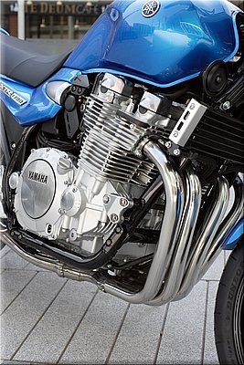 yamaha-xjr1300-2007-011.jpg