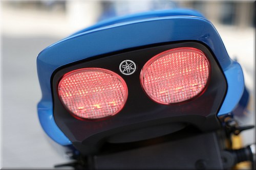 yamaha-xjr1300-2007-018.jpg
