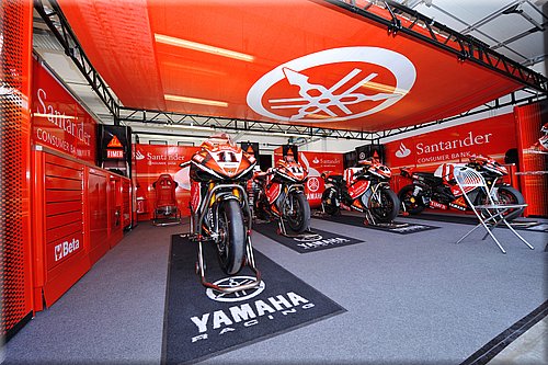 yamaha-box_2.jpg