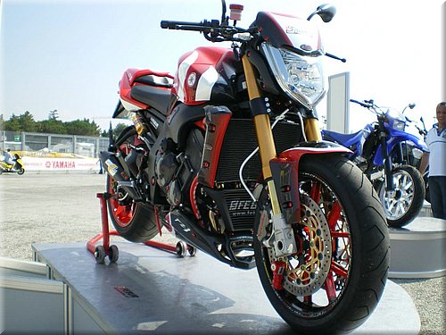 motoblogit_yamaha_fest2008_43.jpg