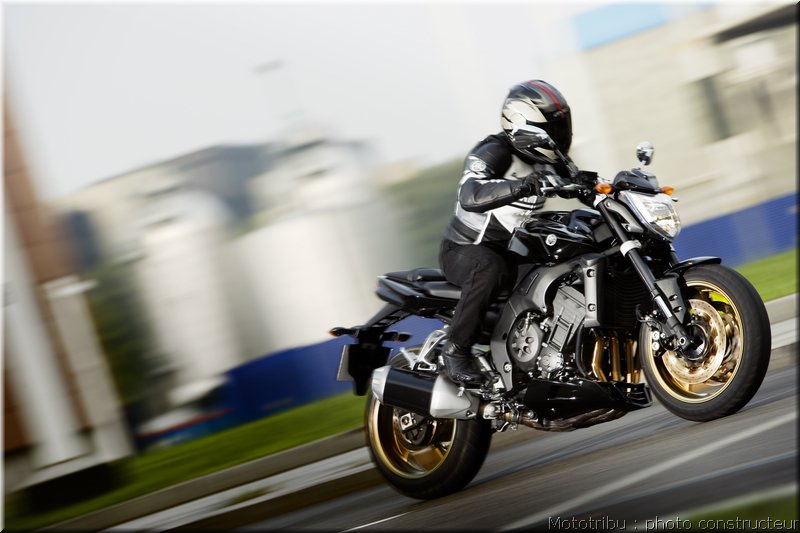 yamaha-fz1-2008-009