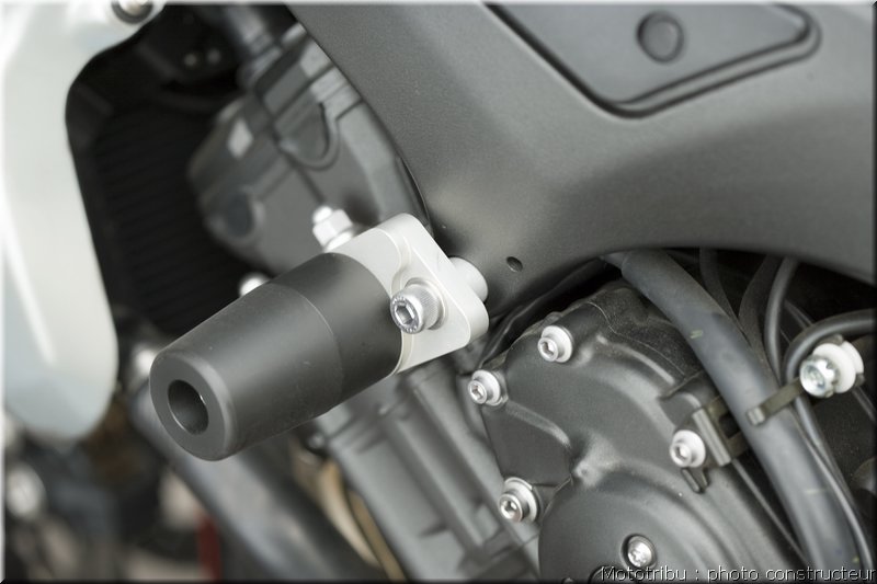 yamaha-fz1-2008-023