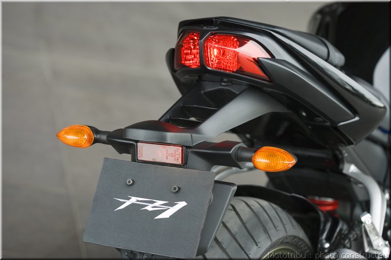 yamaha-fz1-2008-026